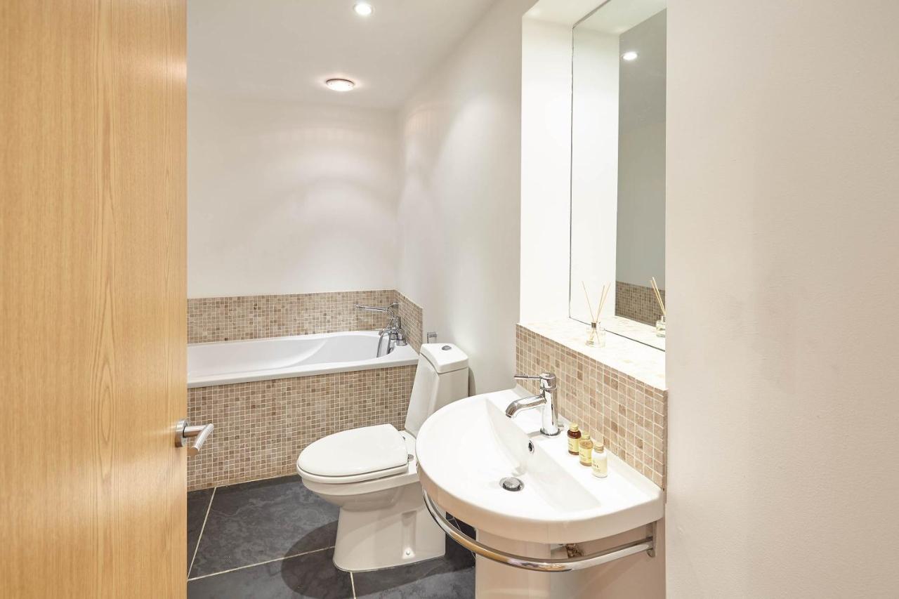 Host & Stay - Penthouse Pad Scarborough Ngoại thất bức ảnh